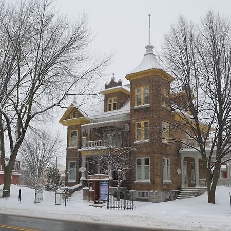 Louiseville Le 100 St-Laurent מראה חיצוני תמונה